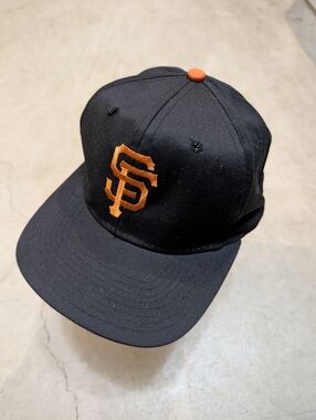 VTG San Francisco Giants Competitor Black & Orange MLB Snap Back